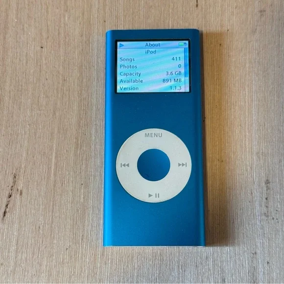 Apple iPod Nano 2ndGen 4GB Silver Model:A1199 Tested Good w/Charg 411 Songs-Read - Picture 8 of 14